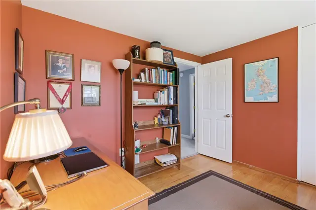 9460 Doral Dr gallery image 14
