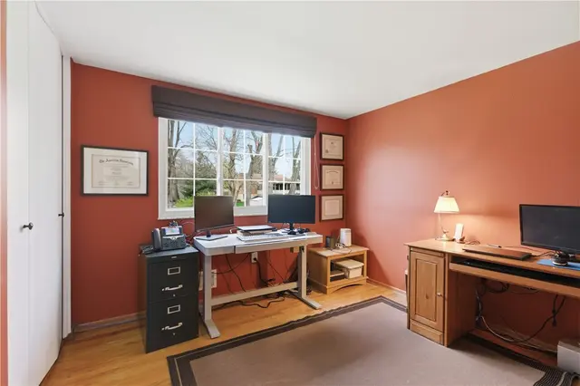 9460 Doral Dr gallery image 16