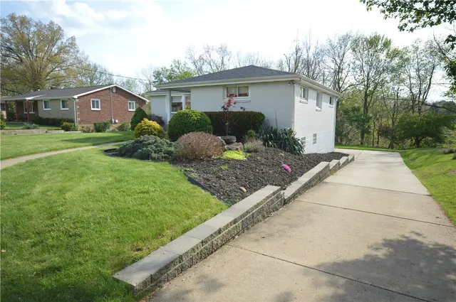 9513 Saratoga Dr gallery image 15