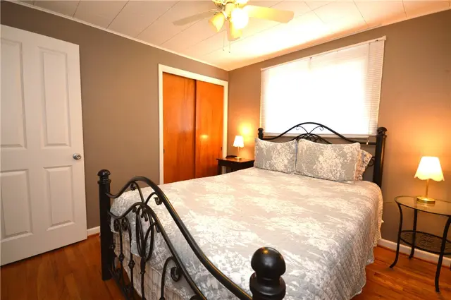 9513 Saratoga Dr gallery image 41