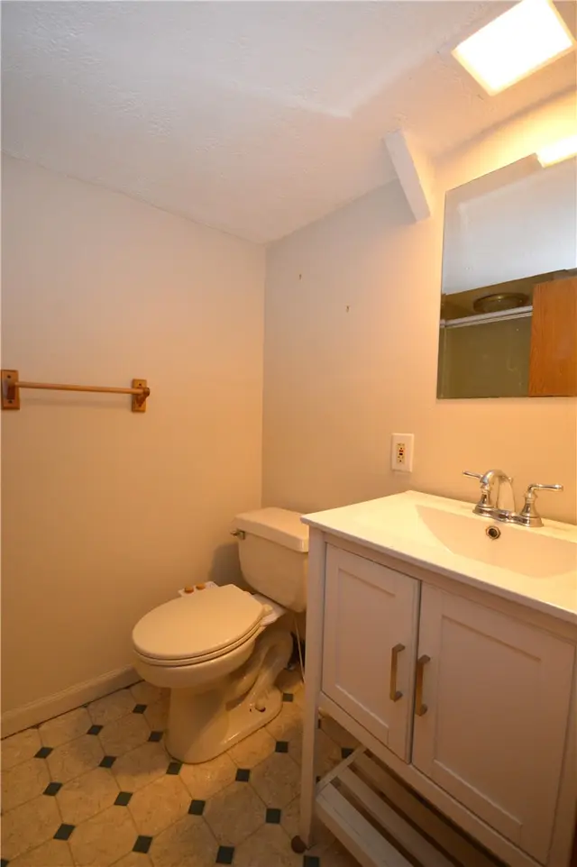 9513 Saratoga Dr gallery image 42