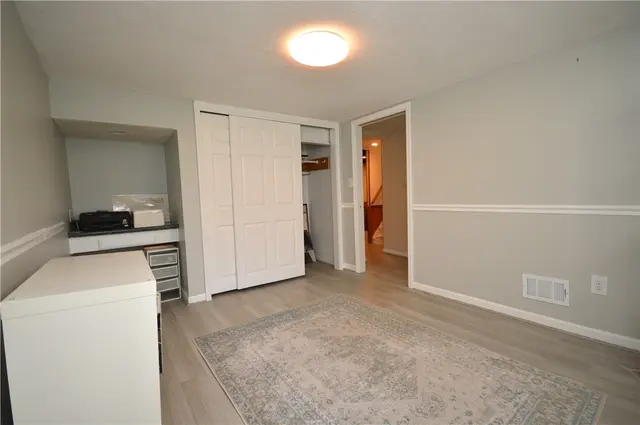 9513 Saratoga Dr gallery image 46