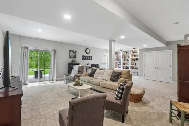 952 Copper Creek TRAIL gallery image 5