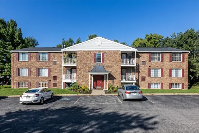 957 Wood Hollow D