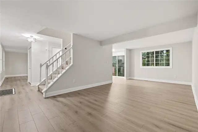 9574 Toft Ct gallery image 5