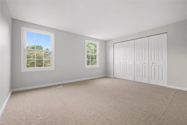 9574 Toft Ct gallery image 7
