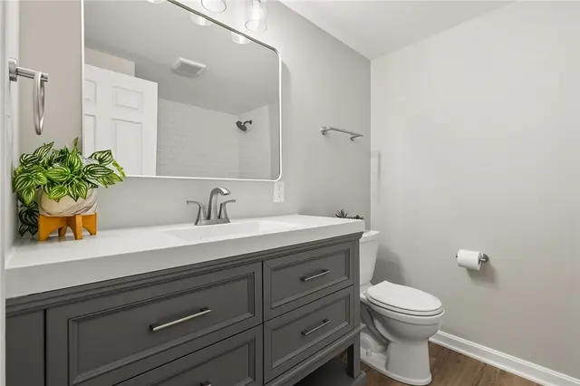 9574 Toft Ct gallery image 8