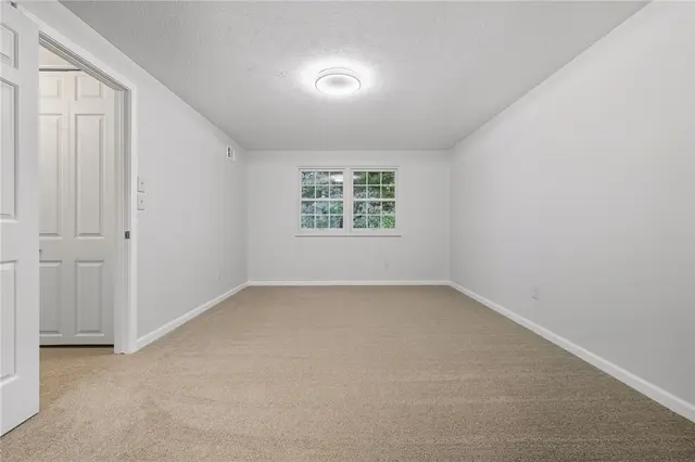 9574 Toft Ct gallery image 10