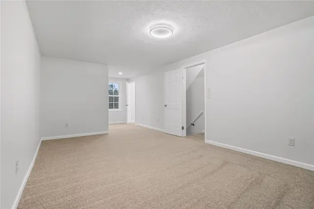 9574 Toft Ct gallery image 11