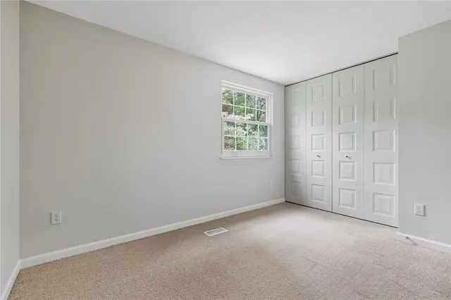 9574 Toft Ct gallery image 12