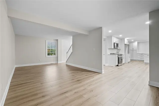 9574 Toft Ct gallery image 16
