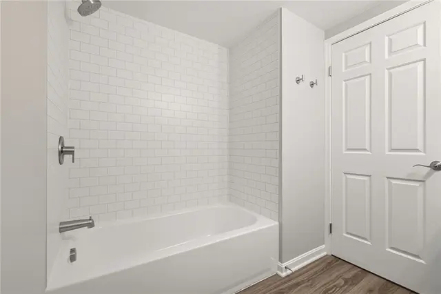 9574 Toft Ct gallery image 24
