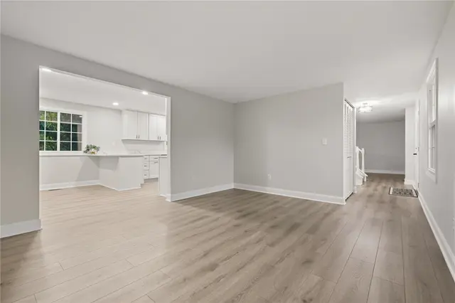 9574 Toft Ct gallery image 32