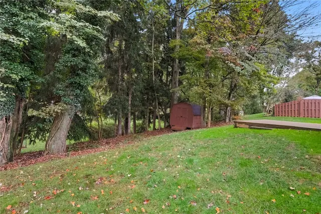 9574 Toft Ct gallery image 45