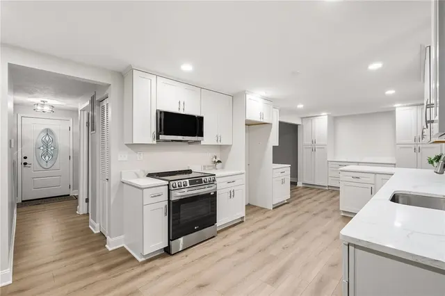 9574 Toft Ct gallery image 49