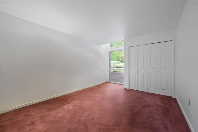 958 Blackburn Road gallery image 10