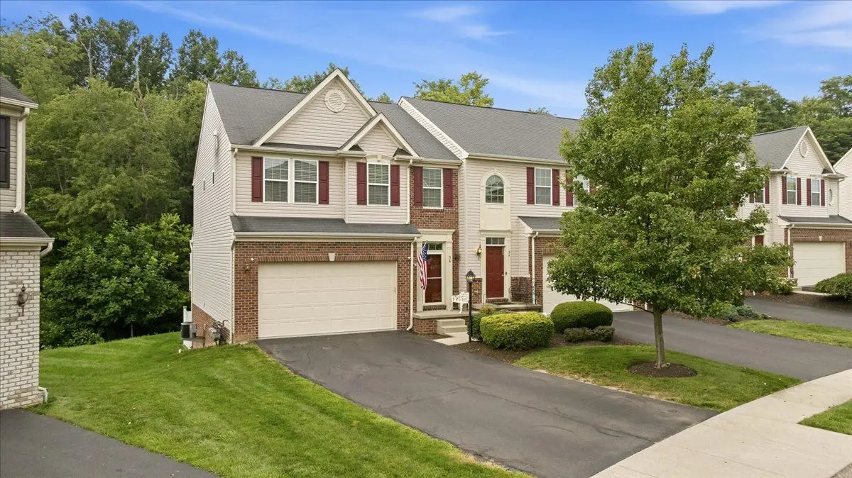 96 Kensington DRIVE