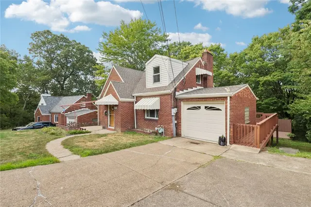 96 Link Ave gallery image 9