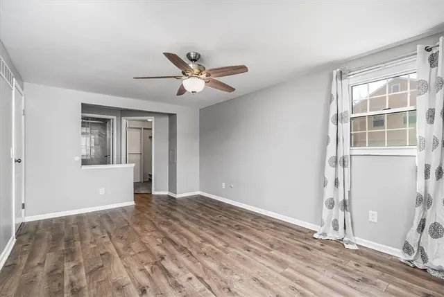 960 Broad Meadow Dr gallery image 25