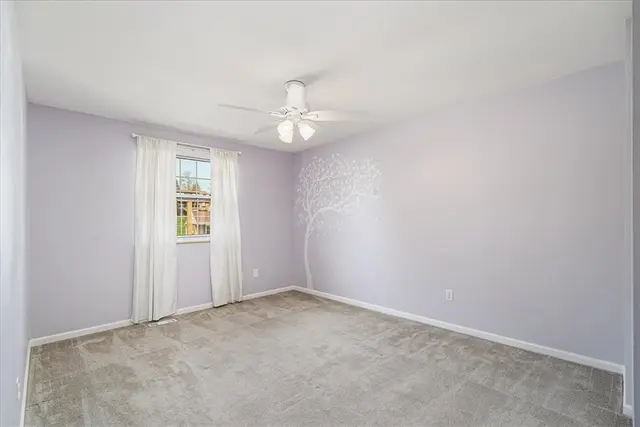 960 Broad Meadow Dr gallery image 33