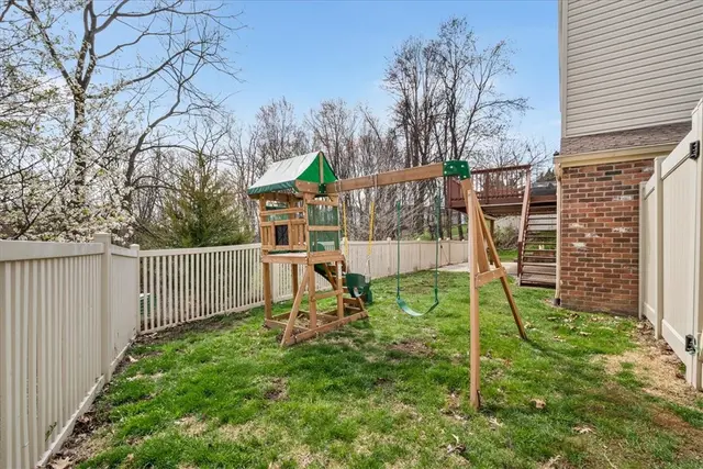 960 Broad Meadow Dr gallery image 37