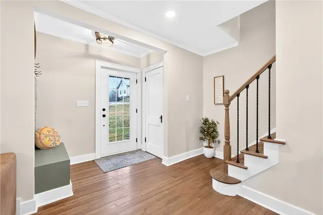 9720 Bellcrest Road gallery image 4