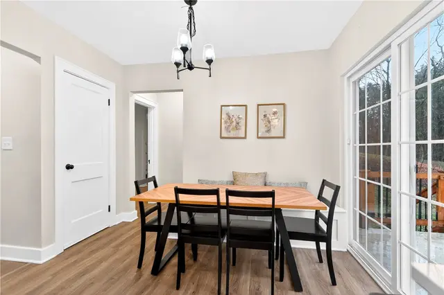9720 Bellcrest Road gallery image 12