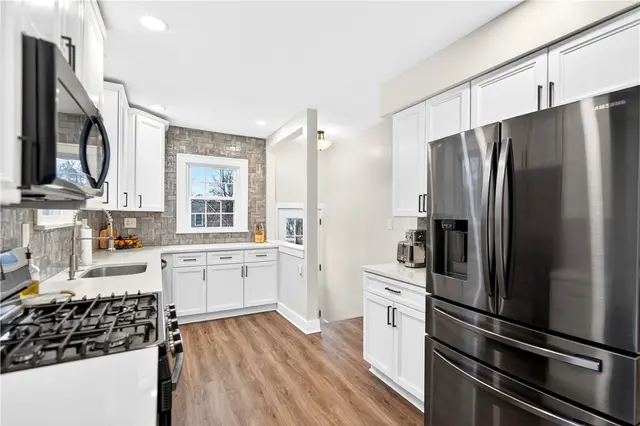 9720 Bellcrest Road gallery image 17