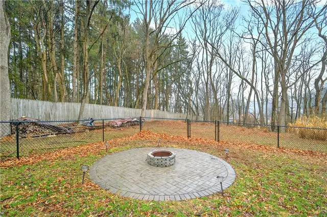 9720 Bellcrest Road gallery image 46