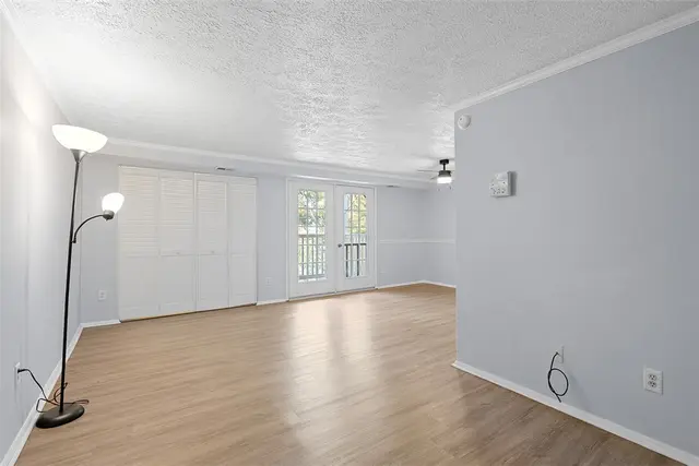 976 Wood Hollow gallery image 20