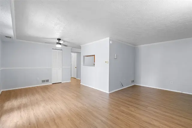976 Wood Hollow gallery image 32