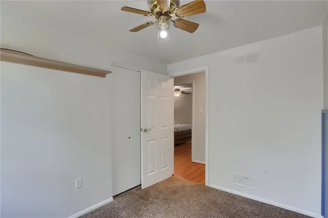 98 Buckhill Rd gallery image 13