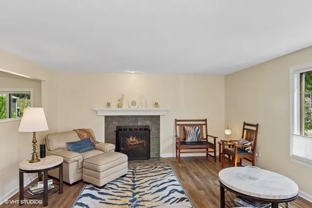 9810 THREE DEGREE RD gallery image 9
