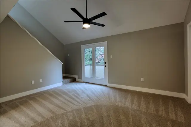 9819 Three Degree Rd gallery image 15