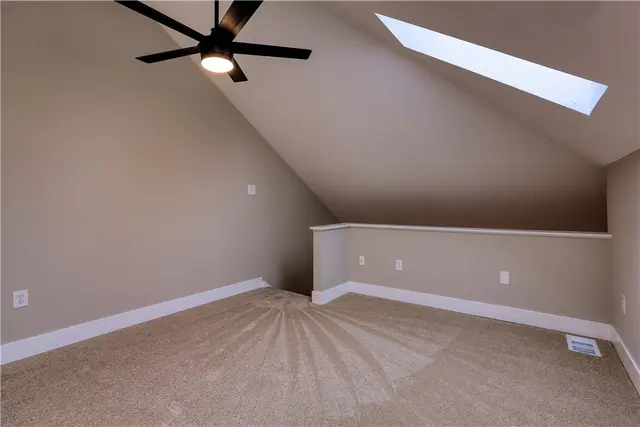 9819 Three Degree Rd gallery image 32