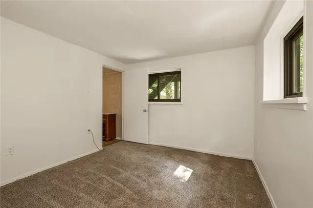 9824 Brant Ave Ext gallery image 4