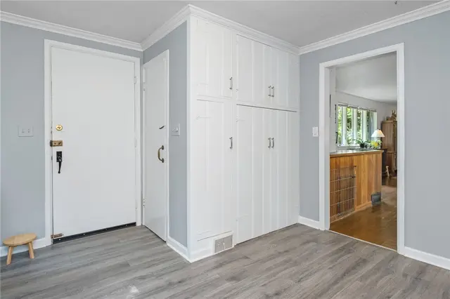 9824 Brant Ave Ext gallery image 30