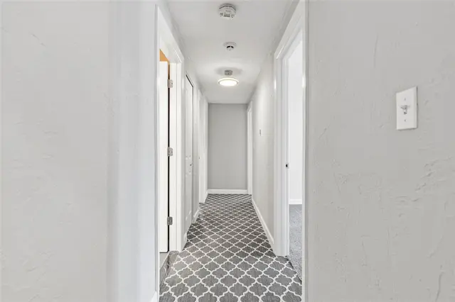 9886 Neuhart Blvd gallery image 15