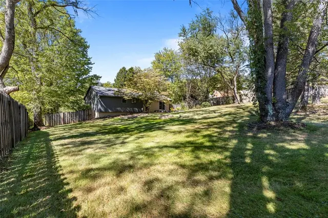 9886 Neuhart Blvd gallery image 35