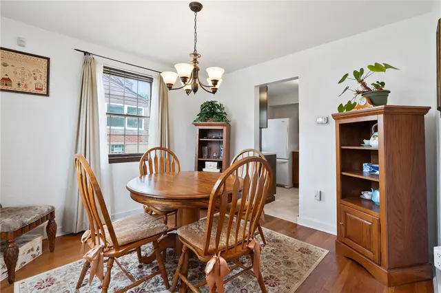 992 Willow Dr gallery image 21