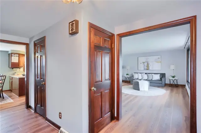 9936 W Moccasin Trl gallery image 3