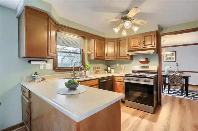 9936 W Moccasin Trl gallery image 14